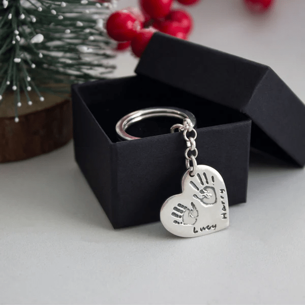The Perfect Personalized Gift: Why Forever Imprint Jewellery Stands Out