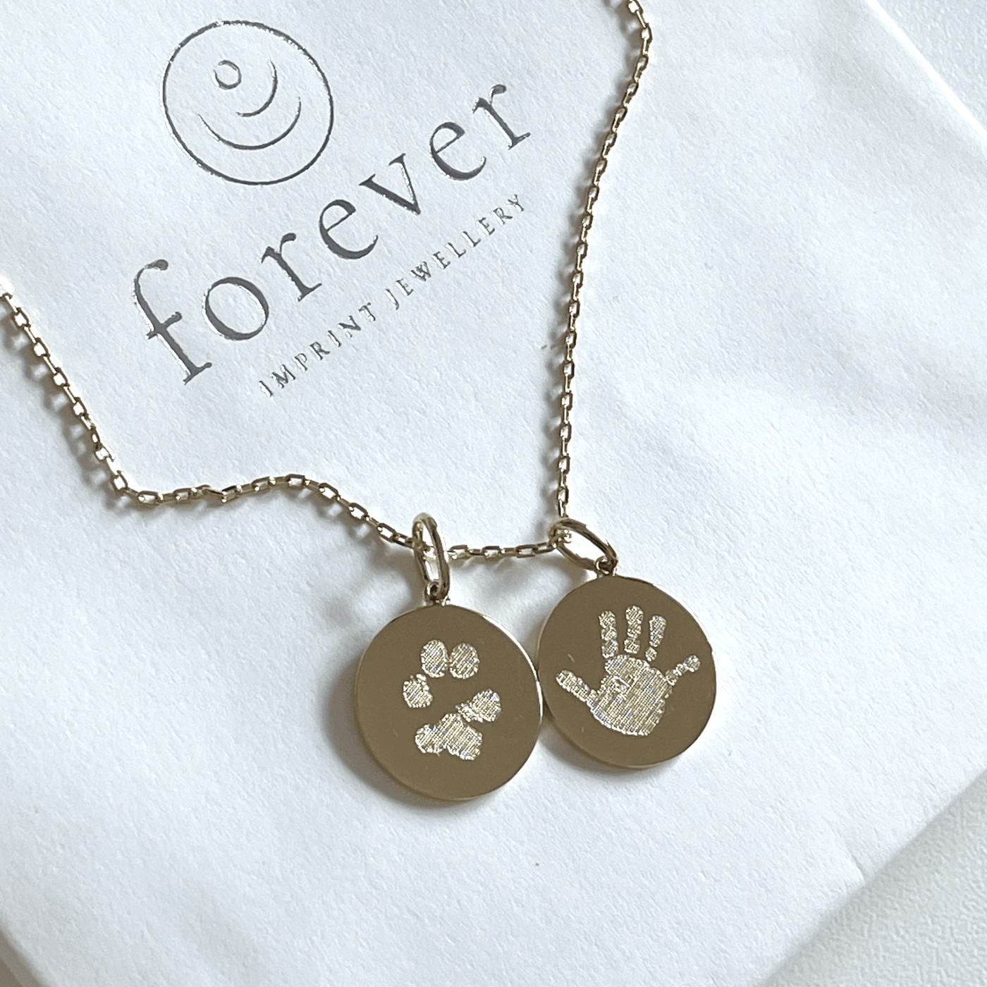 18K Solid Gold Baby Handprint Necklace – Custom Keepsake for New Mums