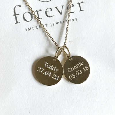18K Solid Gold Baby Handprint Necklace – Custom Keepsake for New Mums