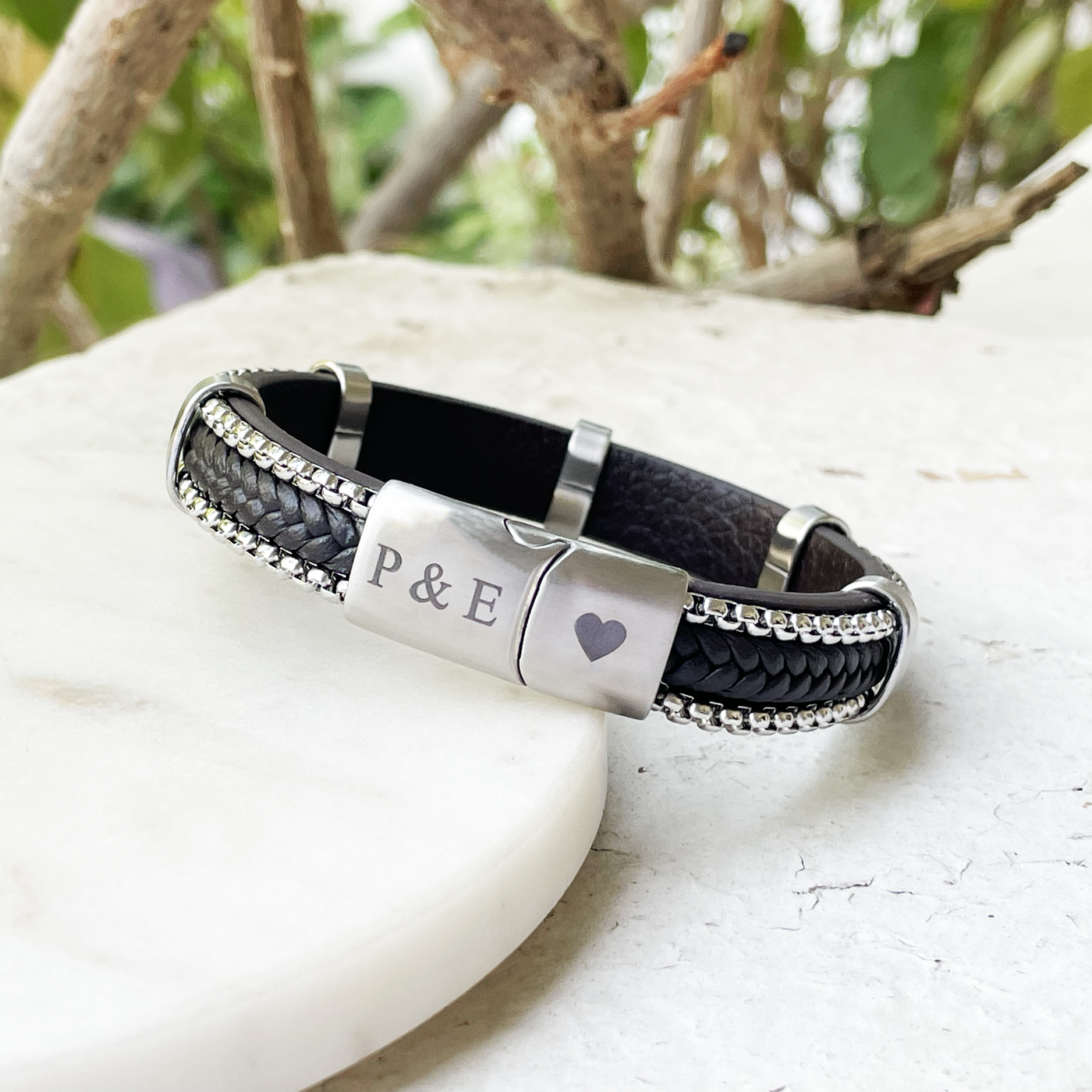 MEN'S PERSONALIZED LEATHER & STAINELESS STEEL ENGRAVED BRACELET