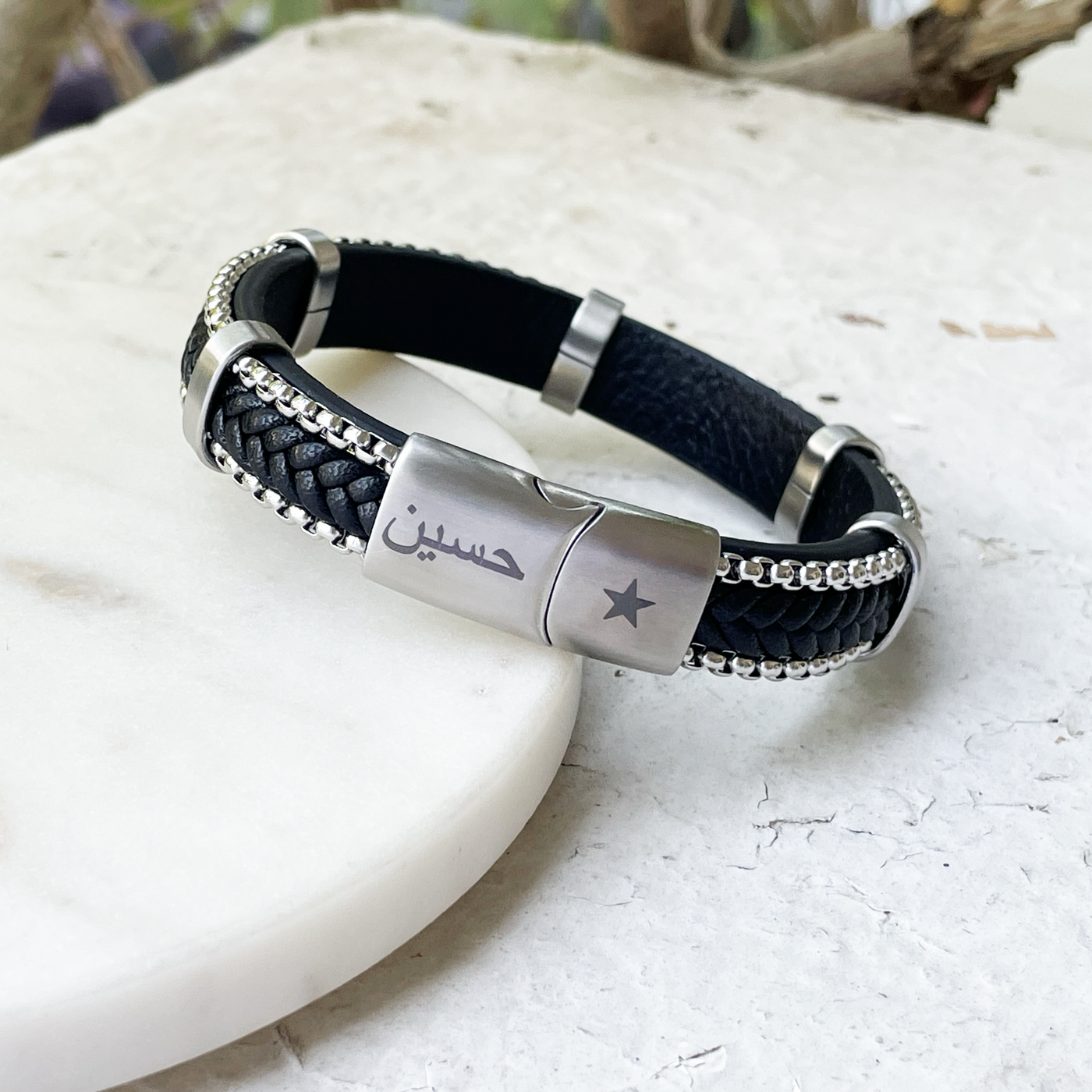 MEN'S PERSONALIZED LEATHER & STAINELESS STEEL ENGRAVED BRACELET