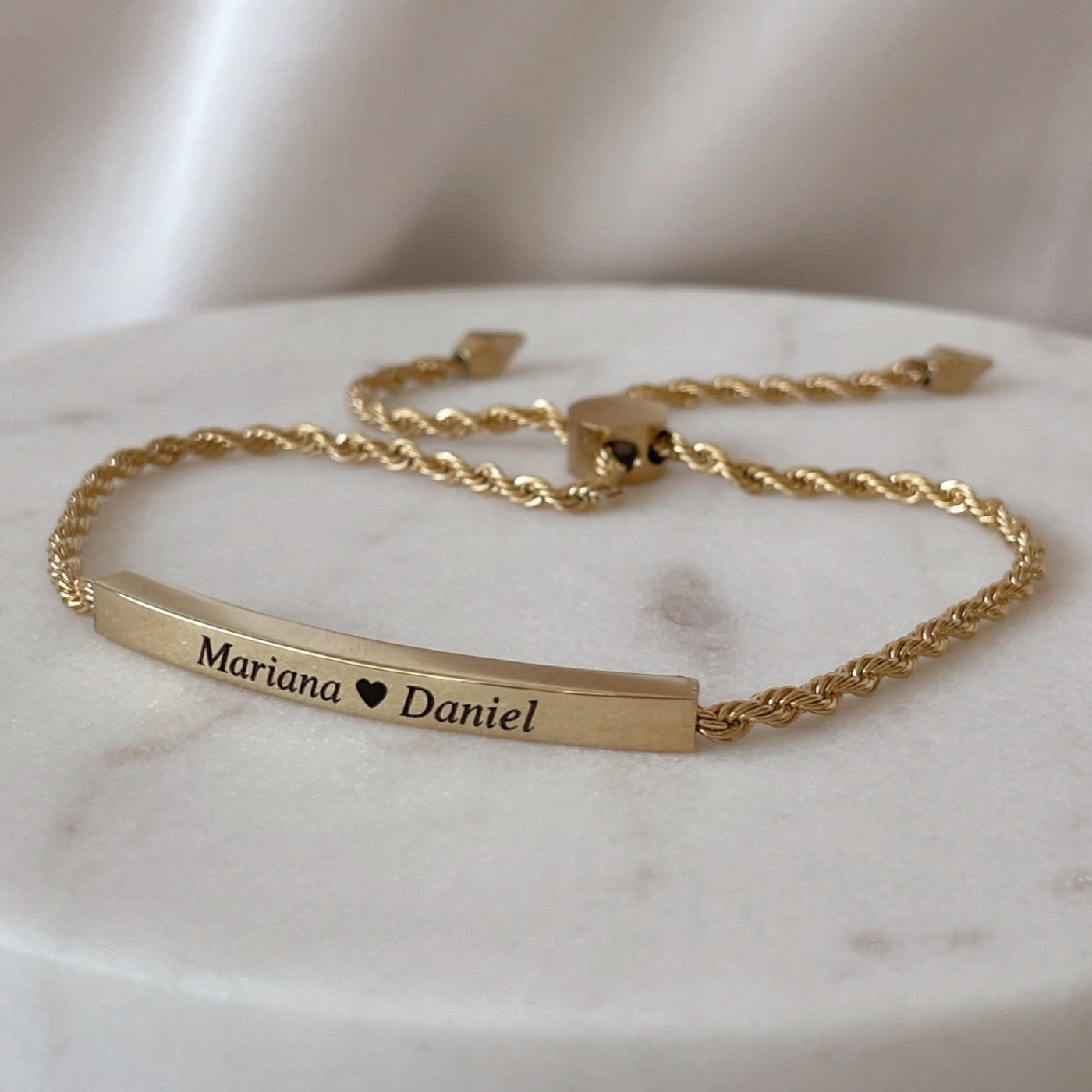 PERSONALIZED GOLD ROPE & NAME BAR BRACELET | FOREVER IMPRINT JEWELLERY